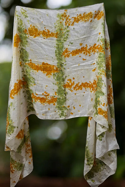Petal Trace Habutai Silk Stole / Scarf